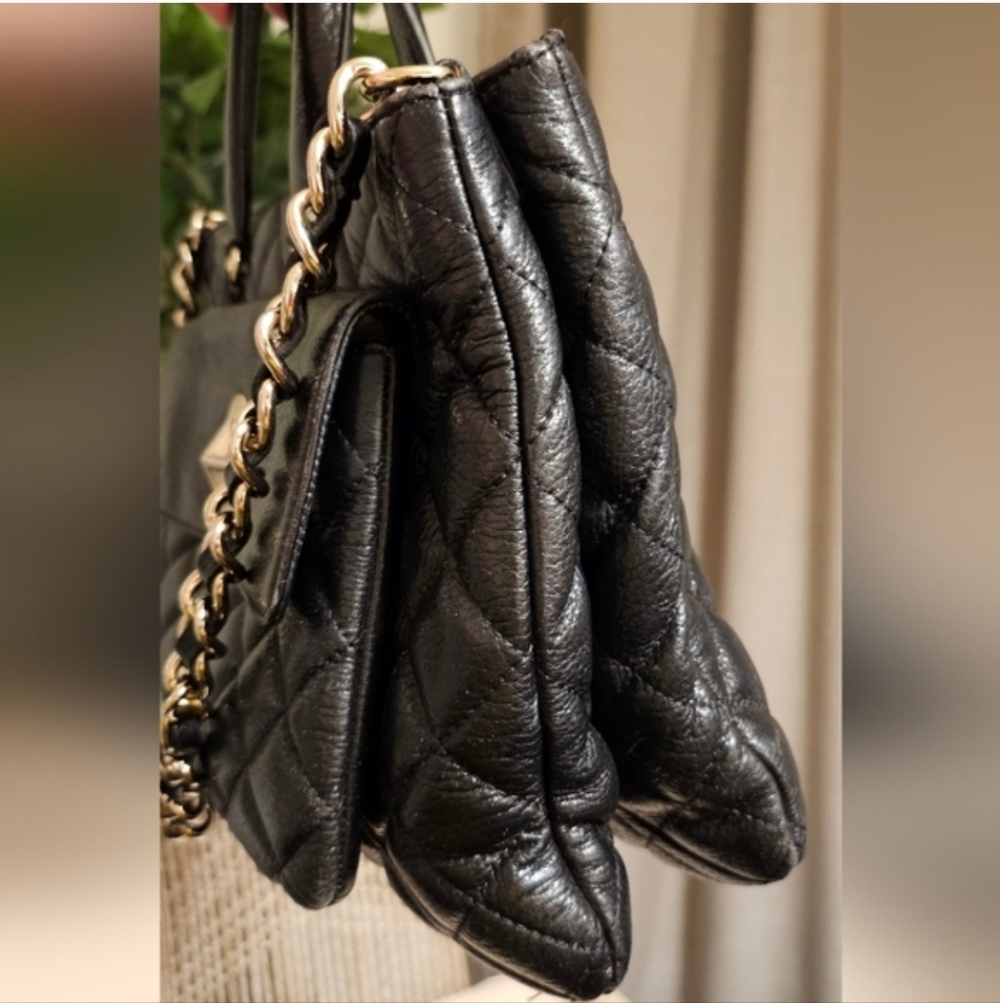 ✨Low Start ✨Kate Spade Black Quilted Shoulder Bag EUC - Picture 3 of 7